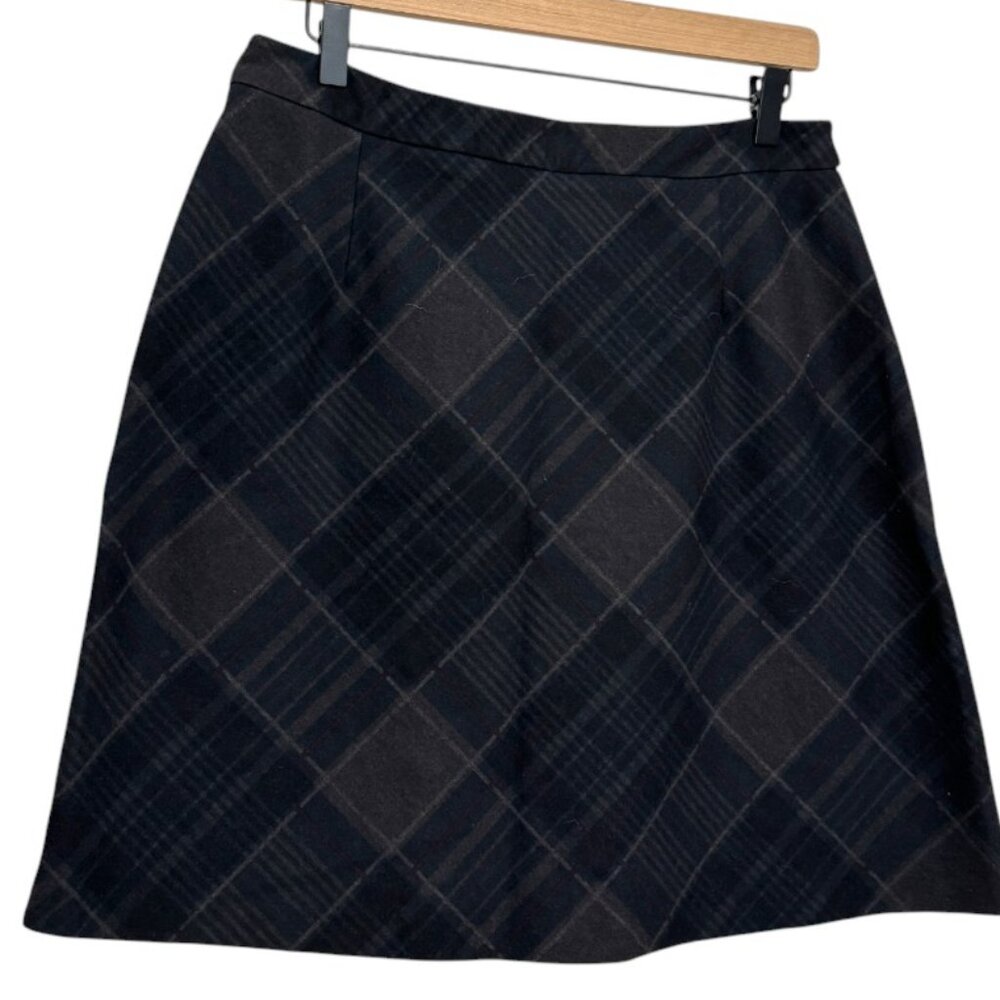 Margaret M Gray Plaid Pull-on A-Line Skirt | Large - Picture 4 of 7